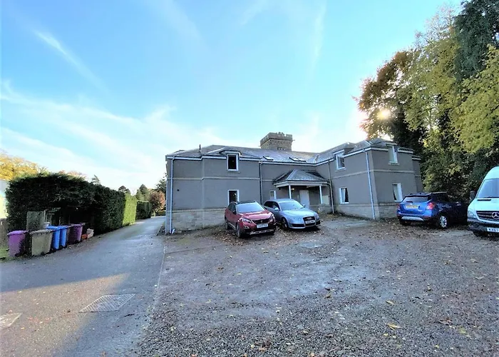Grampian Serviced Apartments - Garden Neuk - Lesmurdie House