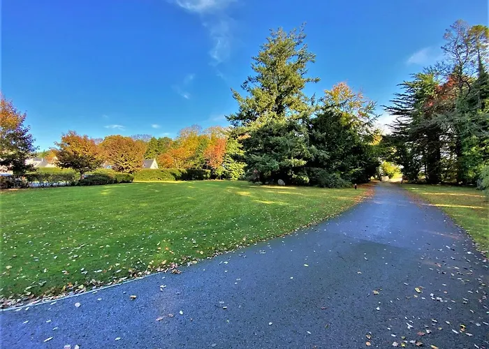 Grampian Serviced Apartments - Garden Neuk - Lesmurdie House